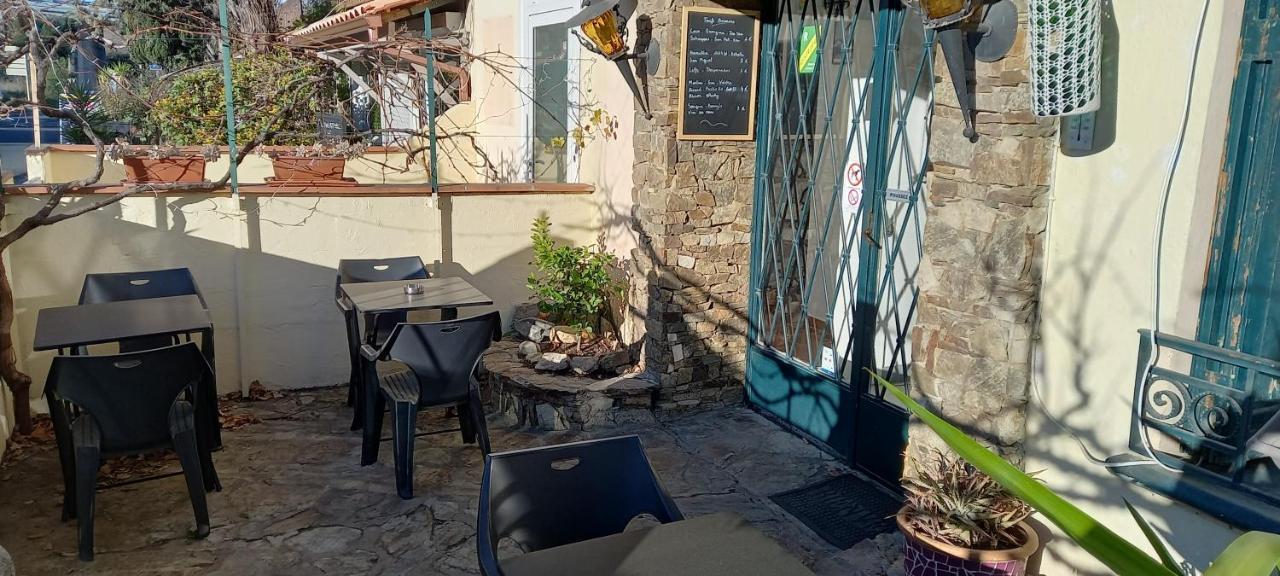 Auberge Du Chene Maureillas Exteriör bild